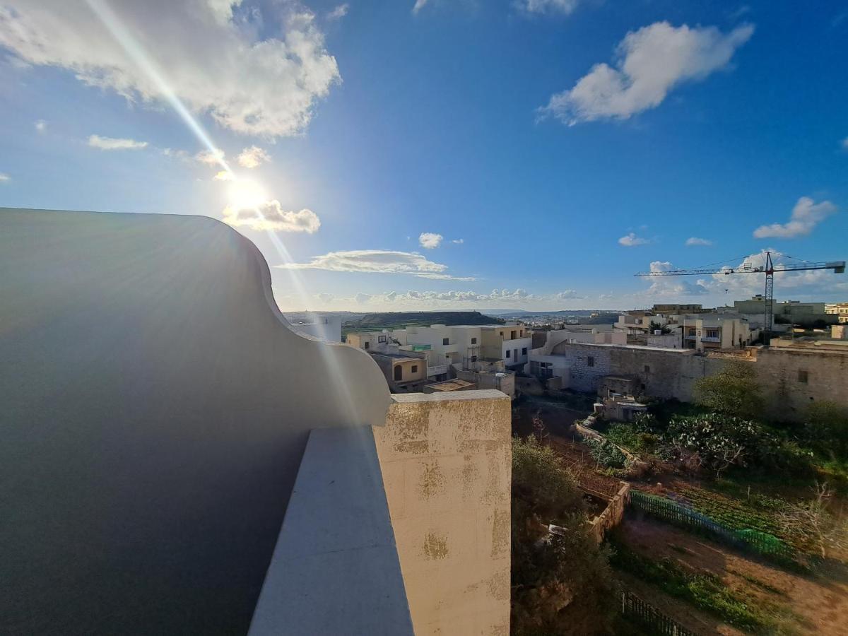 Sea View Penthouse Apartment Zebbug  Ngoại thất bức ảnh